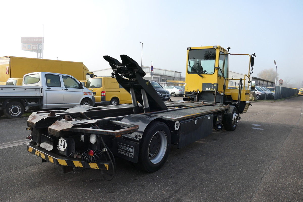 BC 182 Kamag Wiesel WBH 25 Umsetzfahrzeug - Container transporter/ Swap body truck: picture 2 BC 182 Kamag Wiesel WBH 25 Umsetzfahrzeug - Container transporter/ Swap body truck: picture 2