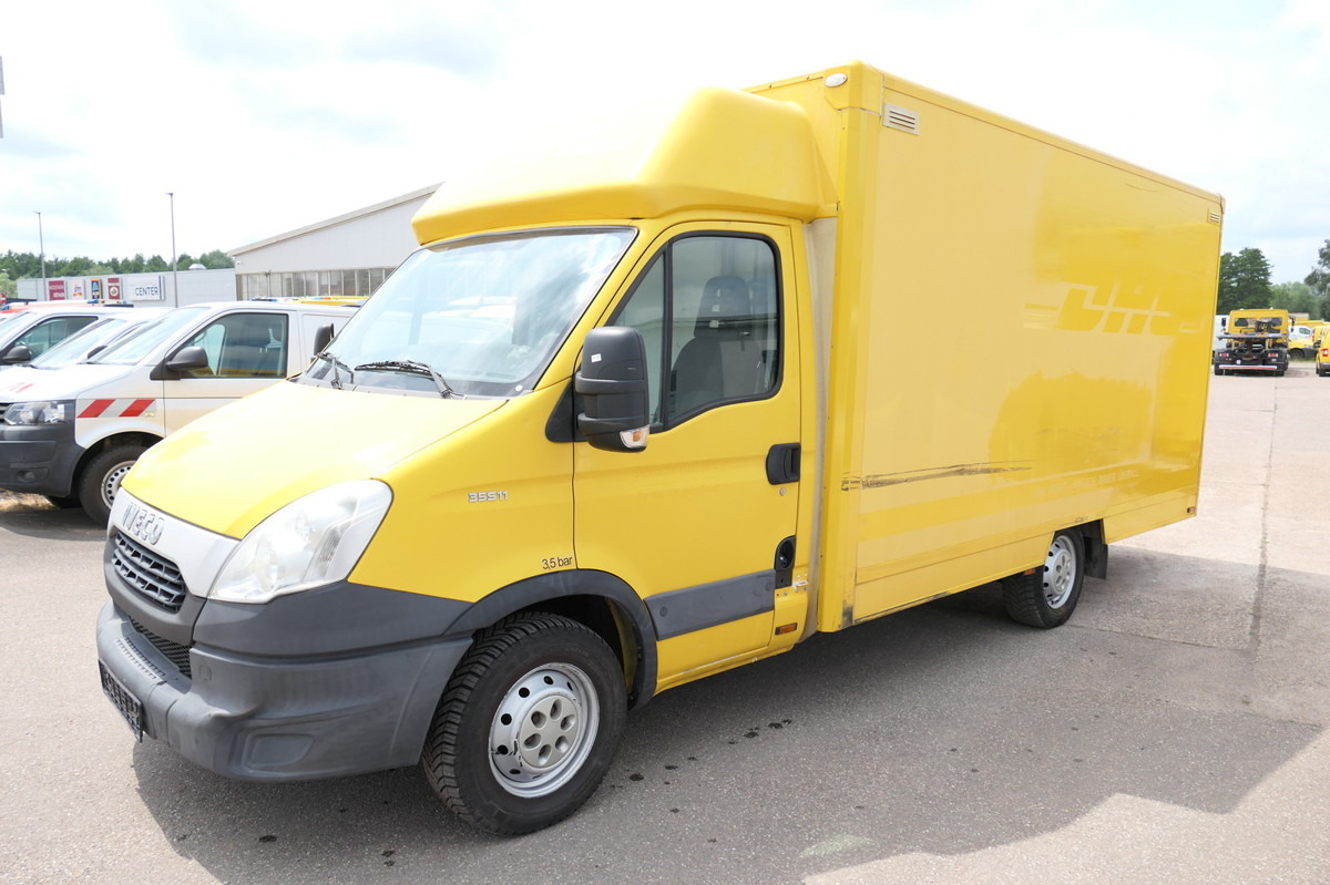 IVECO Daily 35 S11 C30C AUTOMATIK KAMERA MAXI KAMERA R - Box van: picture 2 IVECO Daily 35 S11 C30C AUTOMATIK KAMERA MAXI KAMERA R - Box van: picture 2