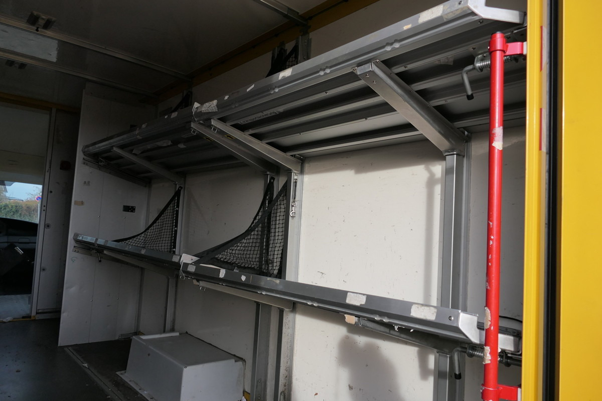 Box van IVECO Daily 35 S11 C30C AUTOMATIK KAMERA MAXI Regale D: picture 8 Box van IVECO Daily 35 S11 C30C AUTOMATIK KAMERA MAXI Regale D: picture 8