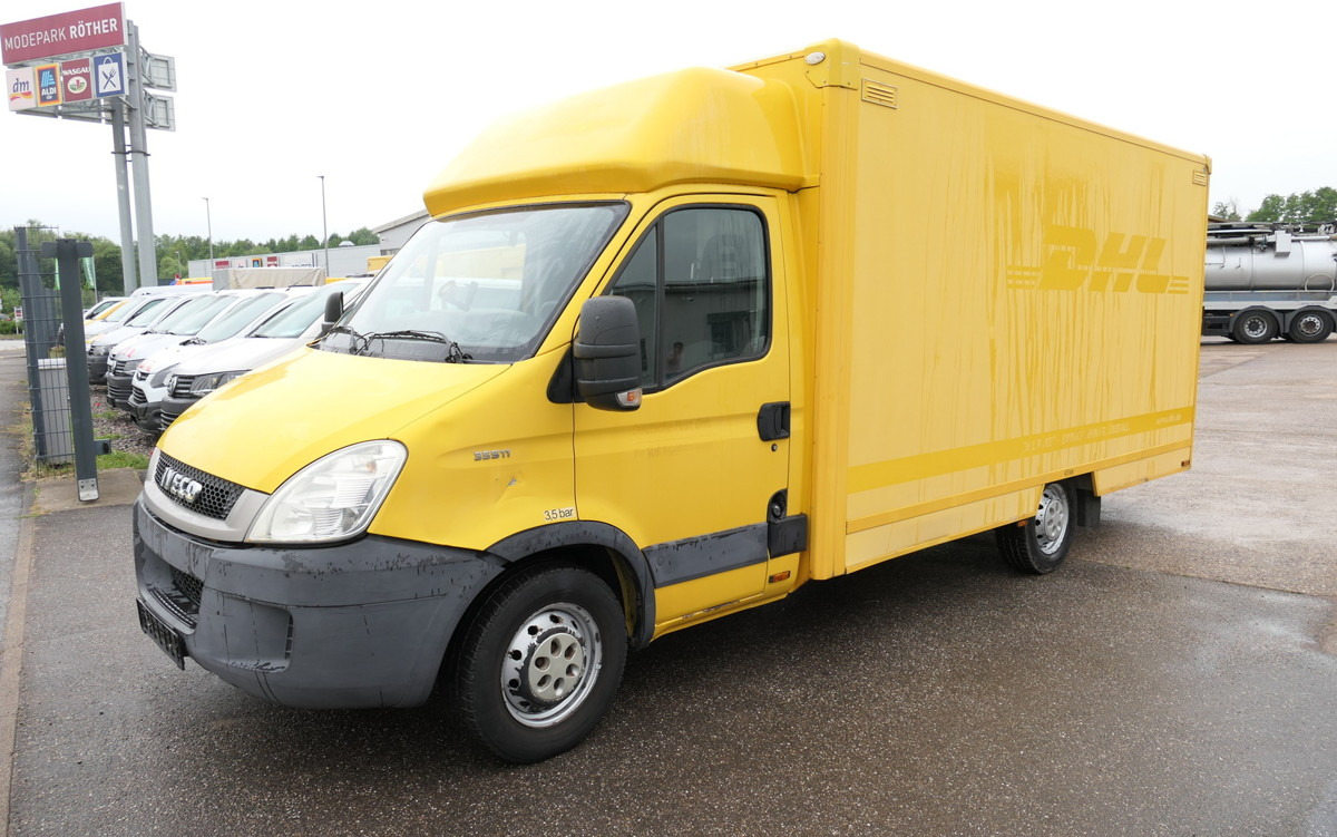 IVECO Daily 35 S11 C30C AUTOMATIK KAMERA MAXI Regale D - Box van: picture 3 IVECO Daily 35 S11 C30C AUTOMATIK KAMERA MAXI Regale D - Box van: picture 3