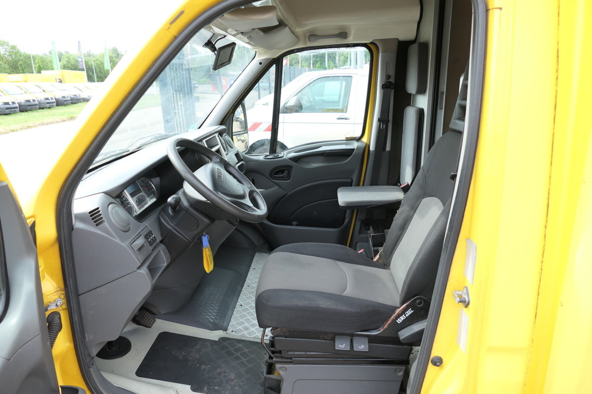 Box van IVECO Daily 35 S11 C30C AUTOMATIK KAMERA MAXI Regale D: picture 9