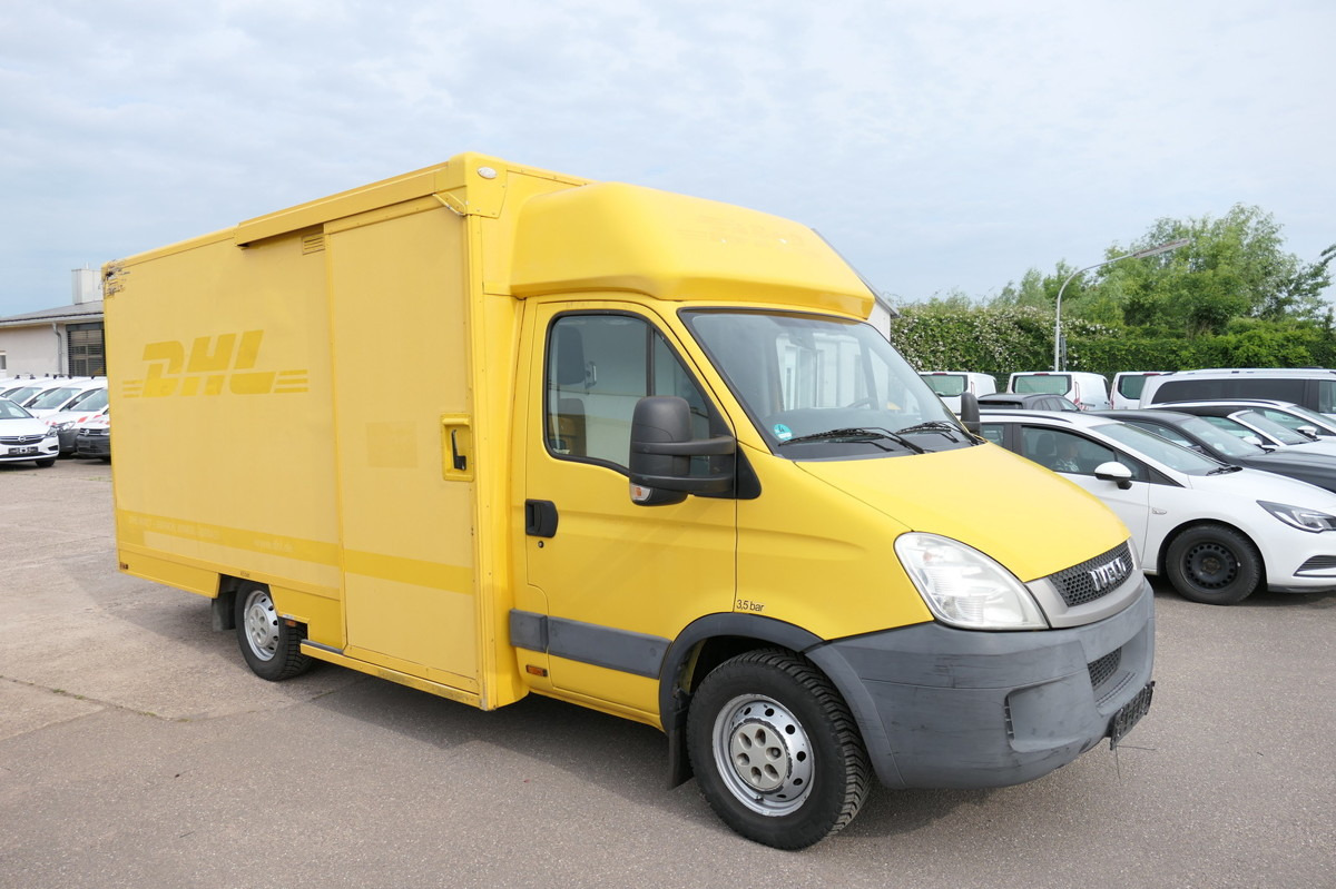 IVECO Daily 35 S11 C30C AUTOMATIK KAMERA MAXI Regale D - Box van: picture 2 IVECO Daily 35 S11 C30C AUTOMATIK KAMERA MAXI Regale D - Box van: picture 2