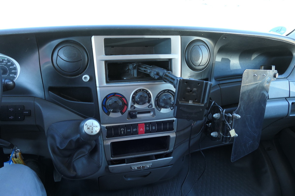 Box van IVECO Daily 35 S11 C30C AUTOMATIK KAMERA MAXI Regale L: picture 11