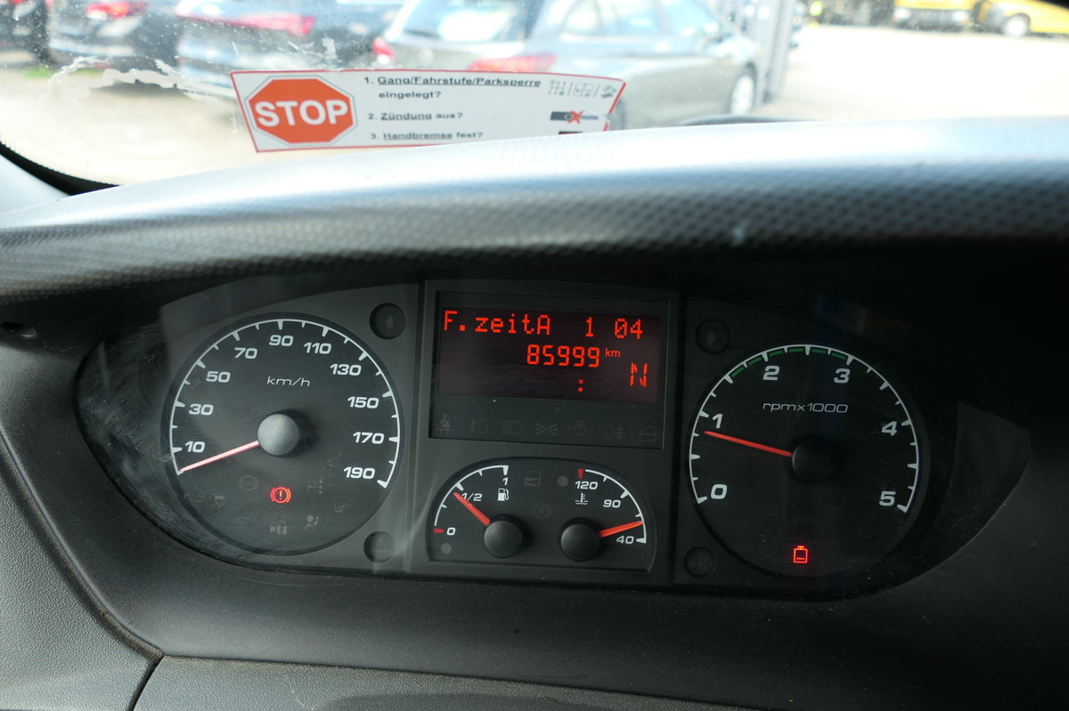 Box van IVECO Daily 35 S11 C30C AUTOMATIK KAMERA MAXI Regale L: picture 12