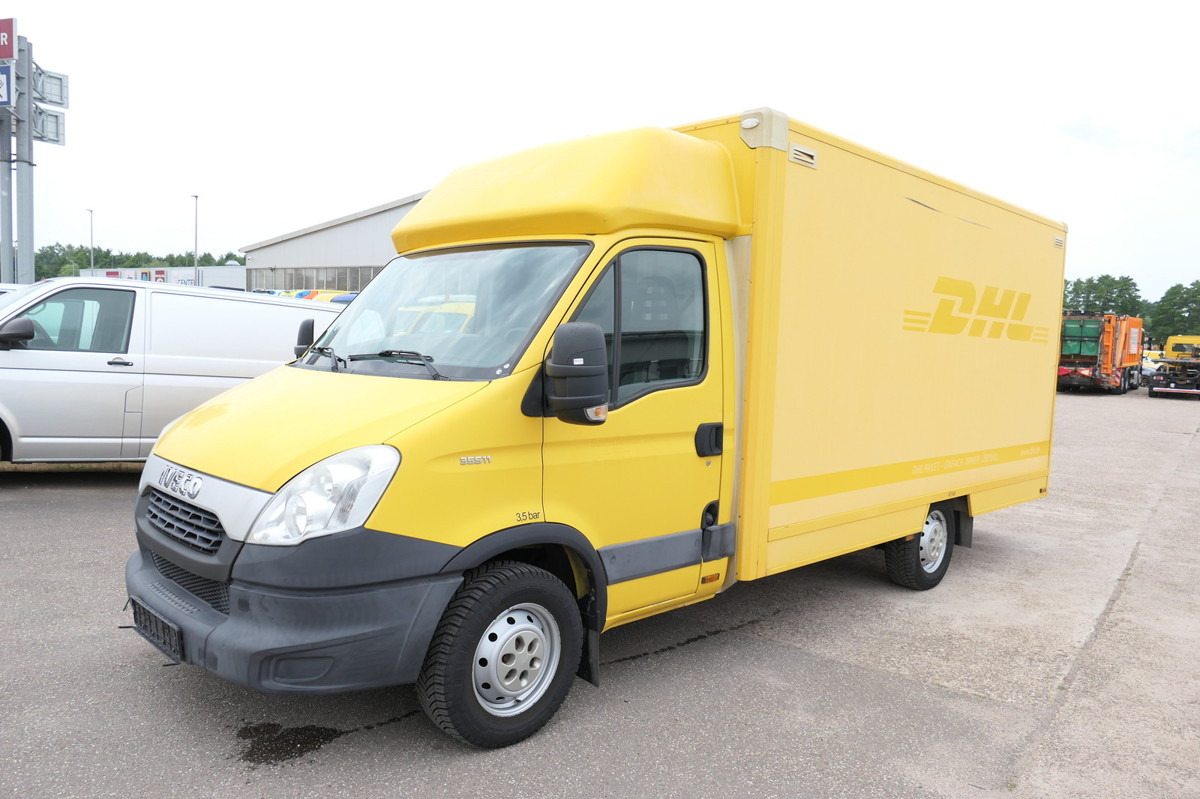IVECO Daily 35 S11 C30C AUTOMATIK KAMERA Regale LUFT D - Box van: picture 1 IVECO Daily 35 S11 C30C AUTOMATIK KAMERA Regale LUFT D - Box van: picture 1
