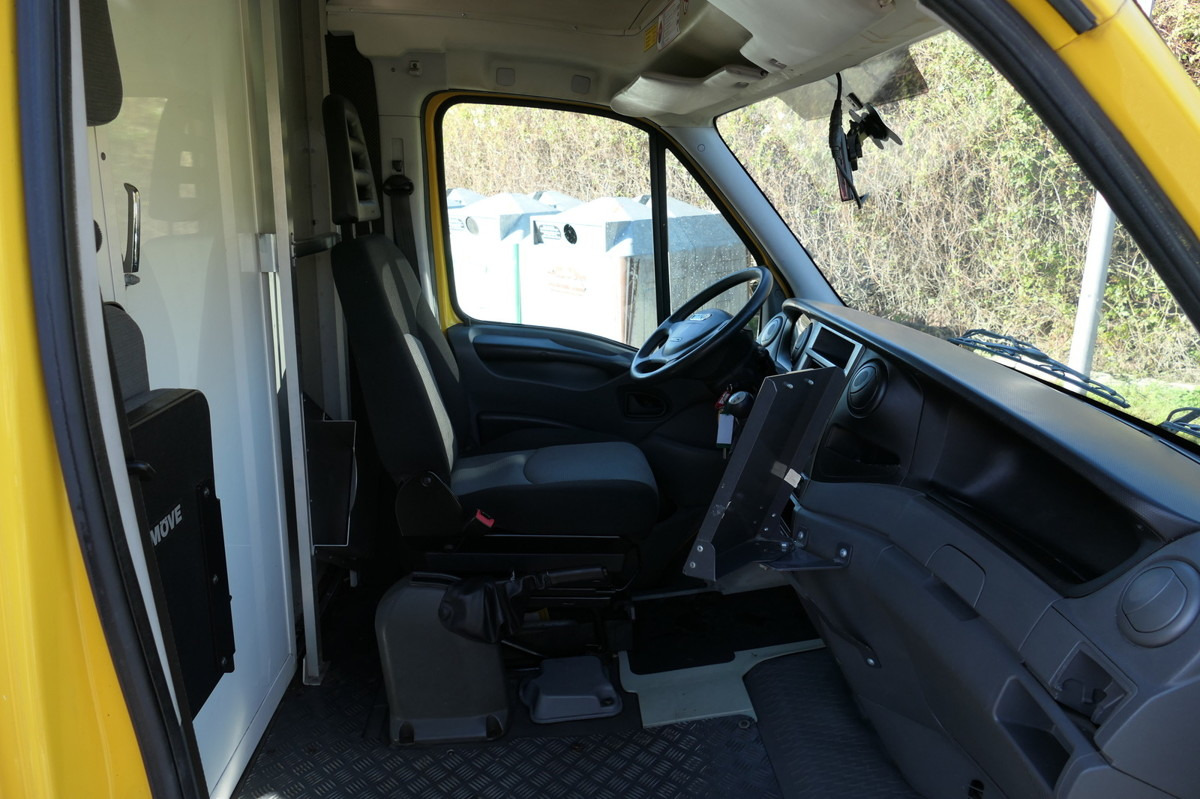 IVECO Daily 35 S11 C30C AUTOMATIK KAMERA Regale LUFT D - Box van: picture 5 IVECO Daily 35 S11 C30C AUTOMATIK KAMERA Regale LUFT D - Box van: picture 5