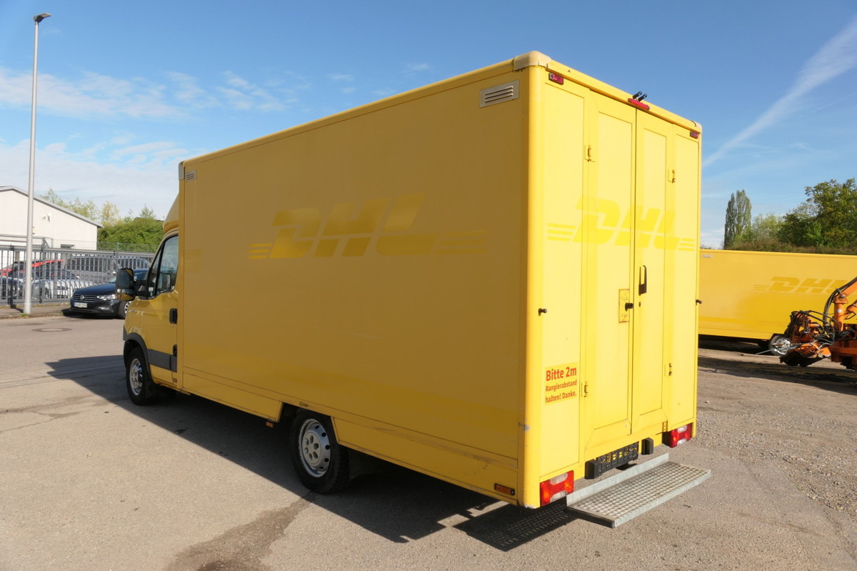 IVECO Daily 35 S11 C30C AUTOMATIK KAMERA Regale LUFT D - Box van: picture 4 IVECO Daily 35 S11 C30C AUTOMATIK KAMERA Regale LUFT D - Box van: picture 4