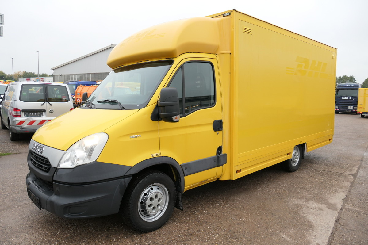 IVECO Daily 35 S11 C30C AUTOMATIK KAMERA Regale LUFT D - Box van: picture 1 IVECO Daily 35 S11 C30C AUTOMATIK KAMERA Regale LUFT D - Box van: picture 1