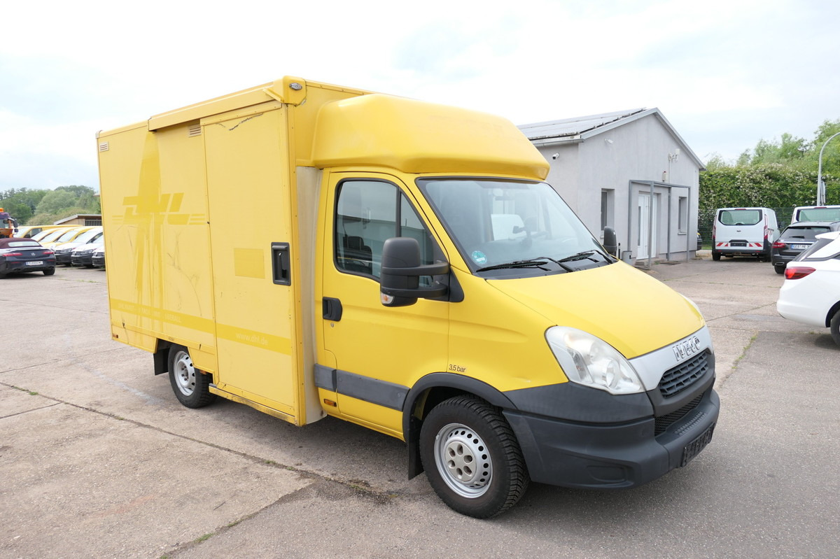 IVECO Daily 35 S11 C30C Kurz AUTOMATIK KAMERA Regale L - Box van: picture 2 IVECO Daily 35 S11 C30C Kurz AUTOMATIK KAMERA Regale L - Box van: picture 2