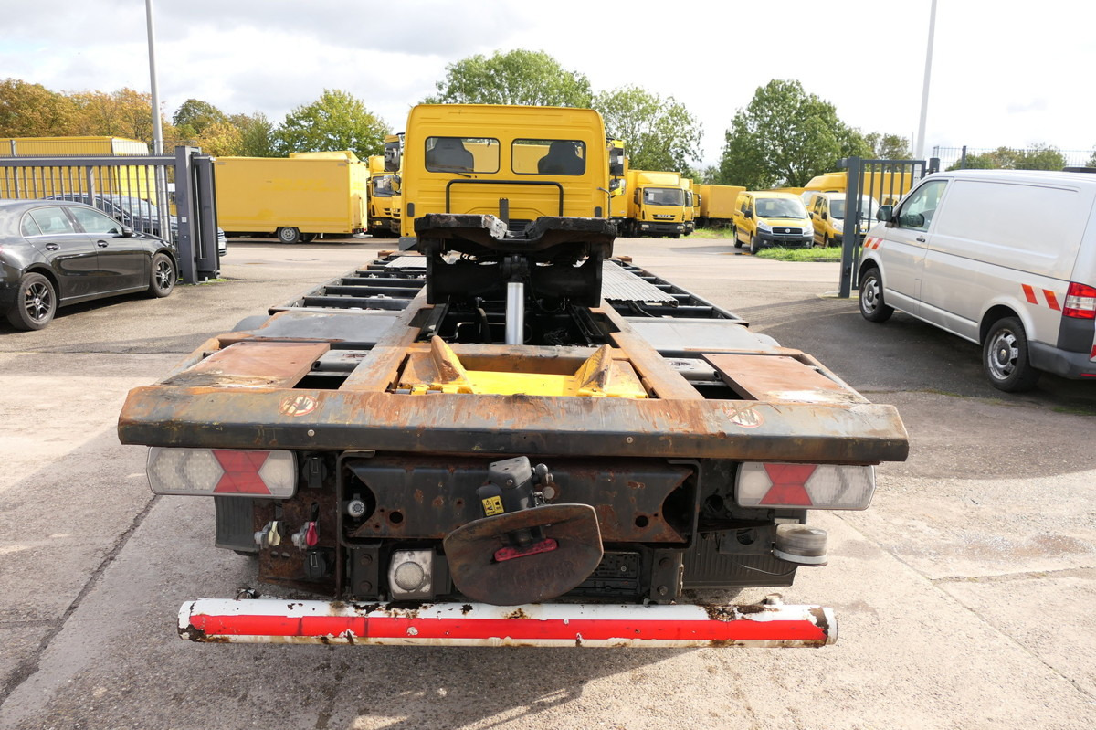 Container transporter/ Swap body truck MERCEDES-BENZ KAMAG WBH 25 Wiesel Sattelkupplung Umsetzfahrz.: picture 9