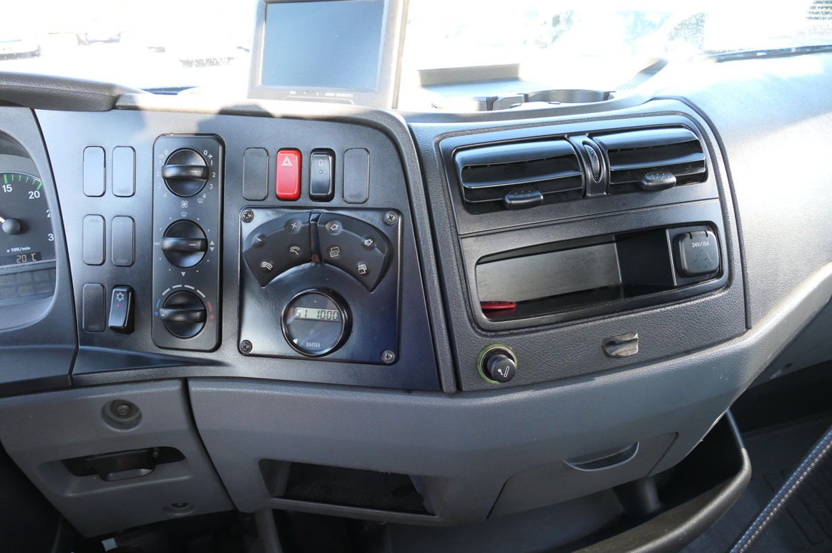 Leasing of MERCEDES-BENZ KAMAG WBH 25 Wiesel Terberg Umsetzfahrz. Sattelk MERCEDES-BENZ KAMAG WBH 25 Wiesel Terberg Umsetzfahrz. Sattelk: picture 17