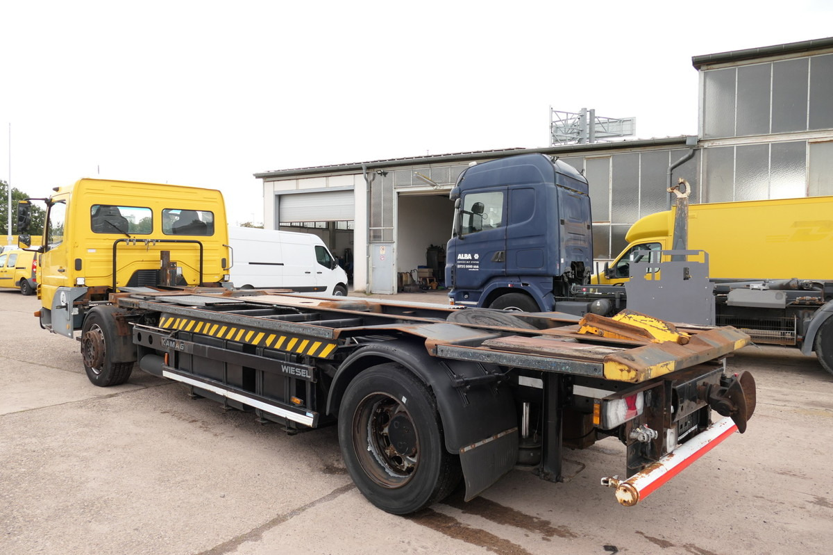 MERCEDES-BENZ KAMAG WBH 25 Wiesel Terberg Umsetzfahrz. Sattelk - Container transporter/ Swap body truck: picture 4 MERCEDES-BENZ KAMAG WBH 25 Wiesel Terberg Umsetzfahrz. Sattelk - Container transporter/ Swap body truck: picture 4