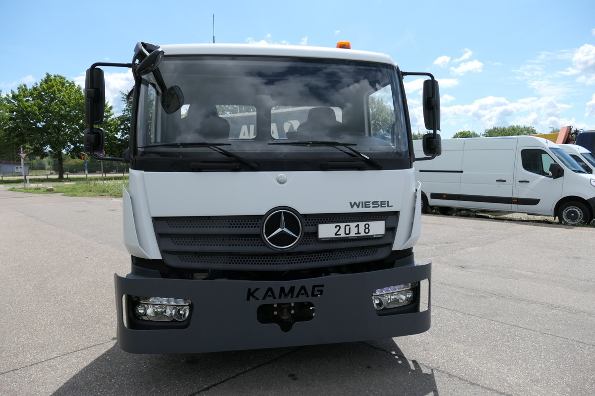 MERCEDES-BENZ Kamag Wiesel WBH 25 Wiesel Umsetzfahrzeug - Container transporter/ Swap body truck: picture 2 MERCEDES-BENZ Kamag Wiesel WBH 25 Wiesel Umsetzfahrzeug - Container transporter/ Swap body truck: picture 2