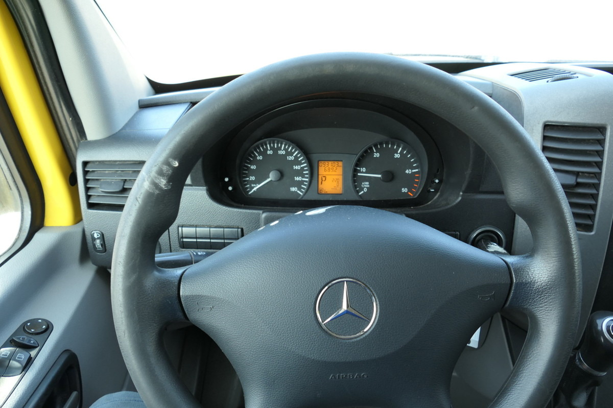 Box van MERCEDES-BENZ SPRINTER 310 CDI MAXI EURO-5 KOFFER REGALE KAMER: picture 12 Box van MERCEDES-BENZ SPRINTER 310 CDI MAXI EURO-5 KOFFER REGALE KAMER: picture 12