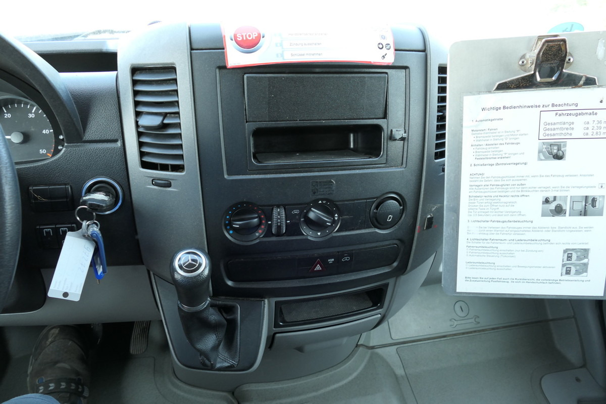 Box van MERCEDES-BENZ SPRINTER 310 CDI MAXI EURO-5 KOFFER REGALE KAMER: picture 11 Box van MERCEDES-BENZ SPRINTER 310 CDI MAXI EURO-5 KOFFER REGALE KAMER: picture 11