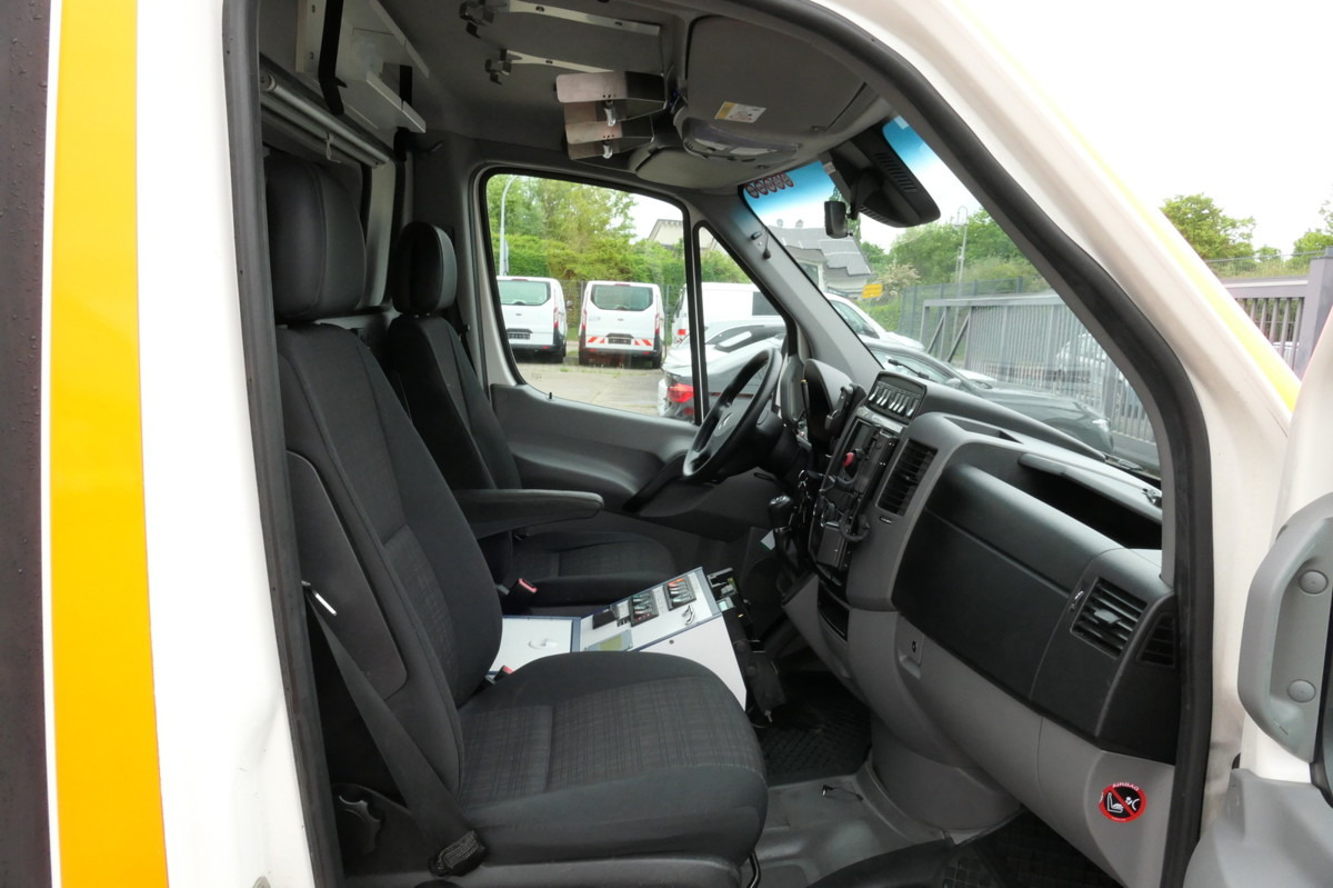 Ambulance MERCEDES-BENZ Sprinter 519 CDI Klima Krankenwagen: picture 13