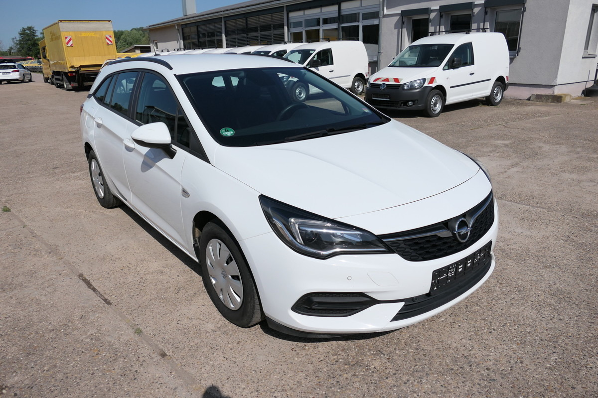 OPEL Astra Sports Tourer 1.5 CDTI KLIMA - Car: picture 2 OPEL Astra Sports Tourer 1.5 CDTI KLIMA - Car: picture 2