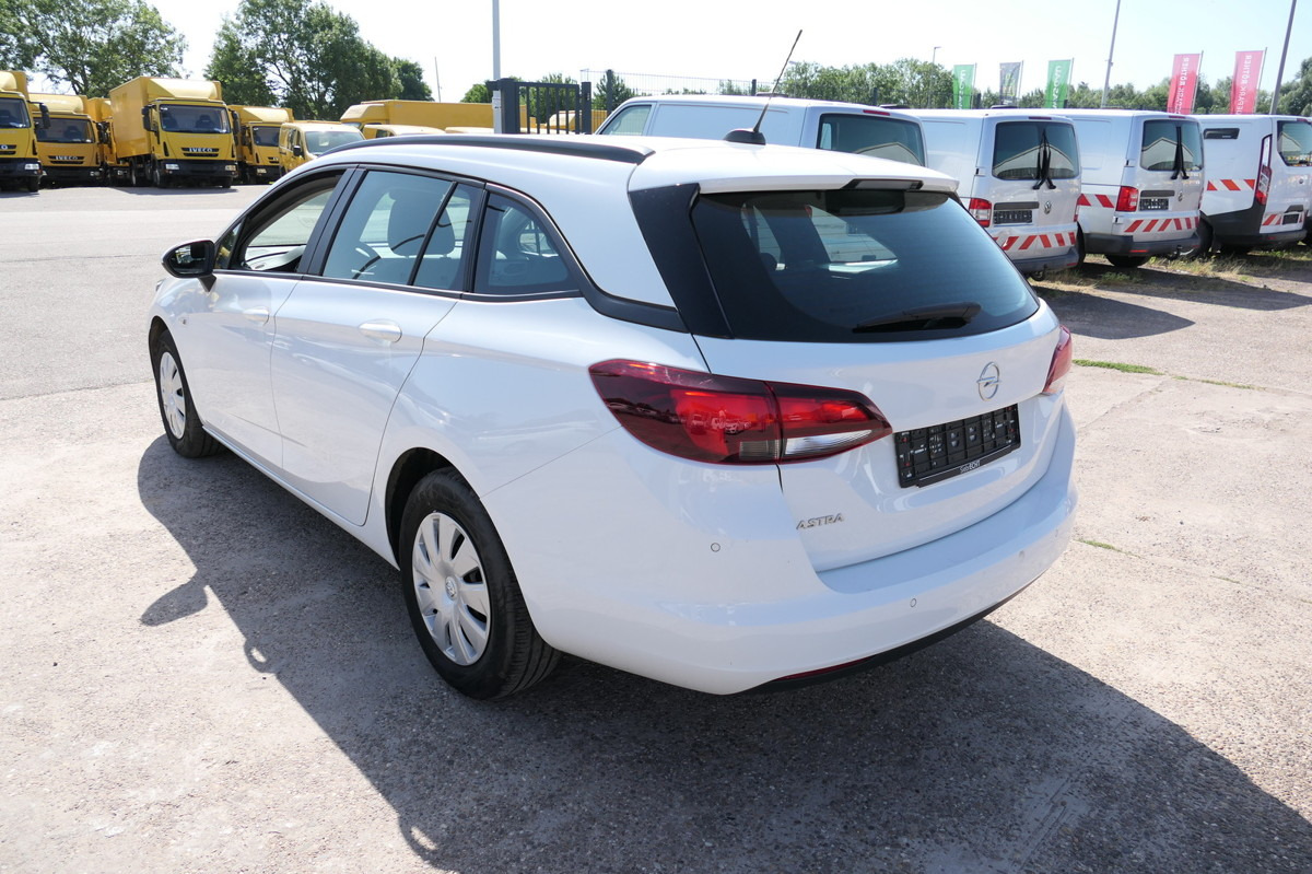 OPEL Astra Sports Tourer 1.5 CDTI KLIMA - Car: picture 3 OPEL Astra Sports Tourer 1.5 CDTI KLIMA - Car: picture 3