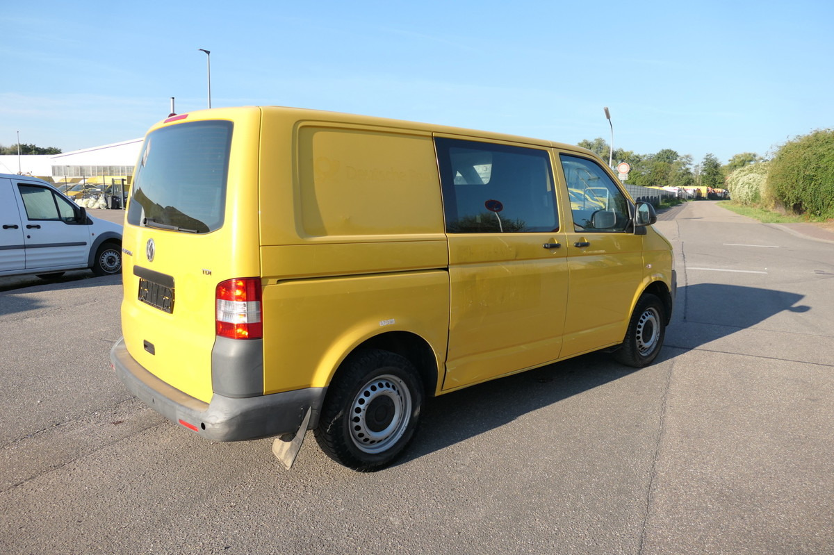 VW T5 Transporter 2.0 TDI PARKTRONIK EURO-5 2xSCHIE - Small van: picture 4 VW T5 Transporter 2.0 TDI PARKTRONIK EURO-5 2xSCHIE - Small van: picture 4