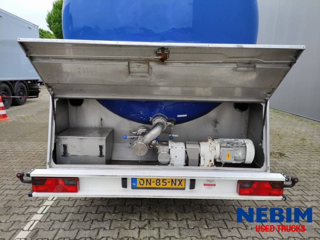 Feldbinder TSA 33.3-3 Unibloc pump electr - 3 comp. 8.000 / 2 2.500 / 3.000 Ltr. - Tank semi-trailer: picture 4 Feldbinder TSA 33.3-3 Unibloc pump electr - 3 comp. 8.000 / 2 2.500 / 3.000 Ltr. - Tank semi-trailer: picture 4