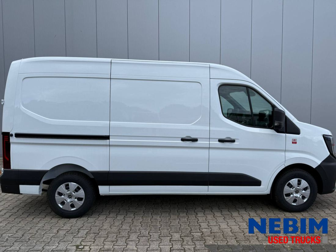 Renault Master L2H2 150HP. 4 Units Available - Panel van: picture 5 Renault Master L2H2 150HP. 4 Units Available - Panel van: picture 5