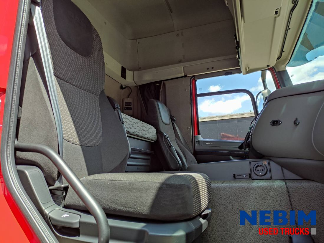DAF CF 440 4x2 - Space cab - Tractor unit: picture 5 DAF CF 440 4x2 - Space cab - Tractor unit: picture 5
