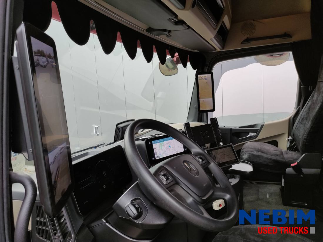 Mercedes-Benz Actros 1843 LS - Mirror Camera - Top Condition - Tractor unit: picture 5 Mercedes-Benz Actros 1843 LS - Mirror Camera - Top Condition - Tractor unit: picture 5