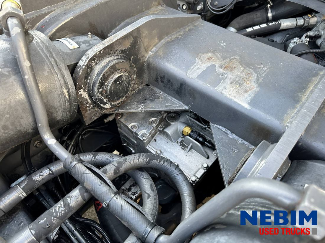 Container transporter/ Swap body truck Volvo FH 500 6x4 - Retarder - HUB Reduction - Bougie Lift: picture 9 Container transporter/ Swap body truck Volvo FH 500 6x4 - Retarder - HUB Reduction - Bougie Lift: picture 9