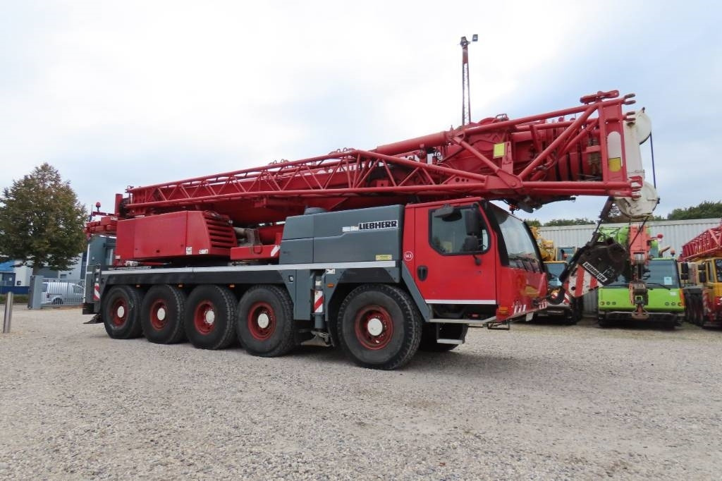 Liebherr LTM 1100-5.2  - All terrain crane: picture 2 Liebherr LTM 1100-5.2  - All terrain crane: picture 2