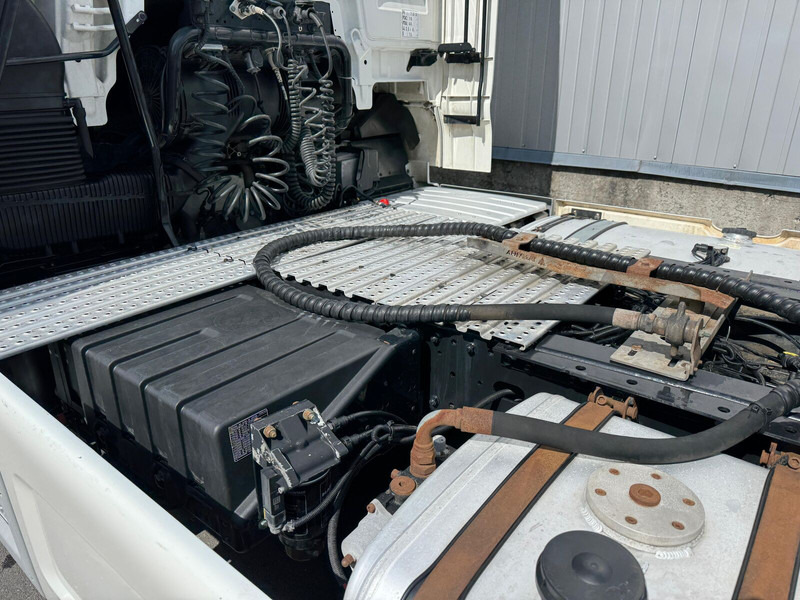 MAN TGX 18.500 - Tractor unit: picture 5 MAN TGX 18.500 - Tractor unit: picture 5