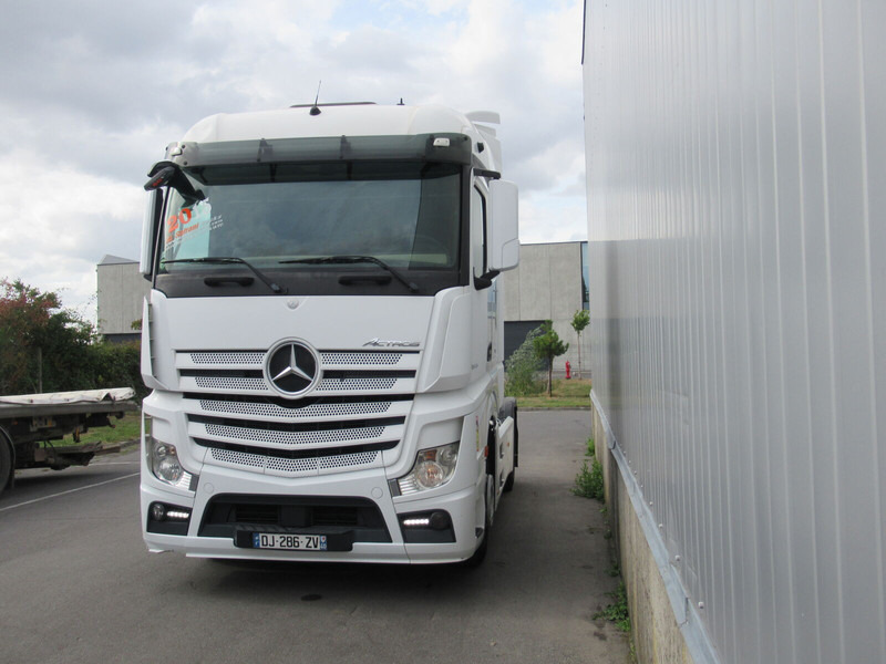 Mercedes-Benz Actros 1845 - Tractor unit: picture 2 Mercedes-Benz Actros 1845 - Tractor unit: picture 2