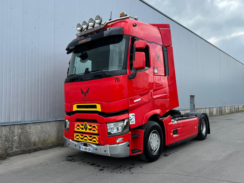 Renault T520 - Tractor unit: picture 1 Renault T520 - Tractor unit: picture 1