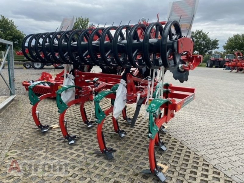 Kverneland Enduro Pro 3000-Triflex - Cultivator: picture 4 Kverneland Enduro Pro 3000-Triflex - Cultivator: picture 4
