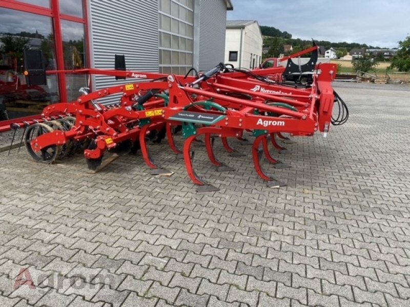 Kverneland Enduro Pro 4000F-Triflex - Cultivator: picture 4 Kverneland Enduro Pro 4000F-Triflex - Cultivator: picture 4