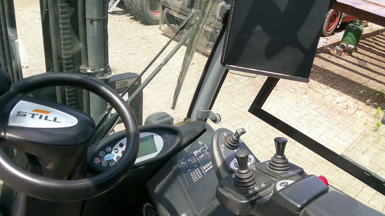 STILL RX60-35 - Electric forklift: picture 3 STILL RX60-35 - Electric forklift: picture 3