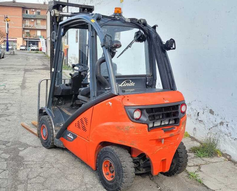 Linde H 20 D-02/600 MOT. RETTIFICATO - Diesel forklift: picture 4 Linde H 20 D-02/600 MOT. RETTIFICATO - Diesel forklift: picture 4