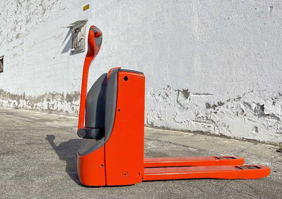 Linde T 16/1152 - Pallet truck: picture 4 Linde T 16/1152 - Pallet truck: picture 4