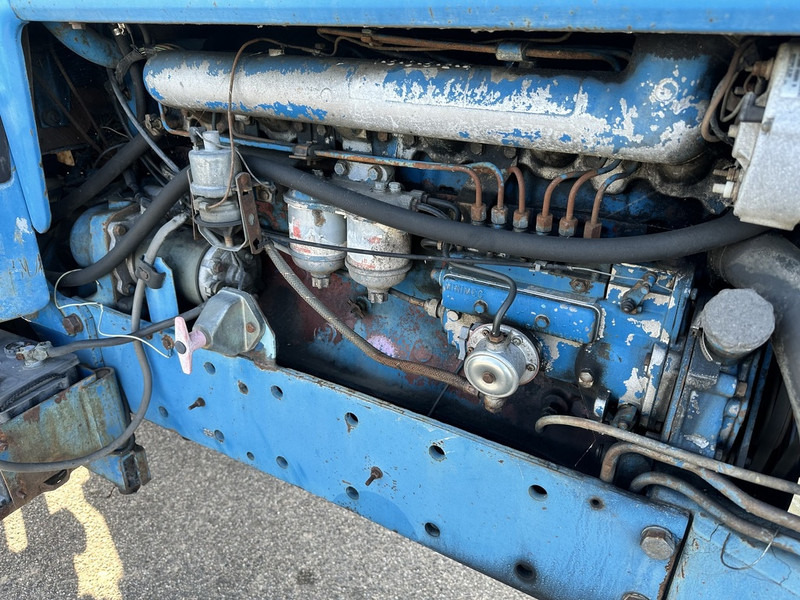 Farm tractor Ford 8700: picture 14