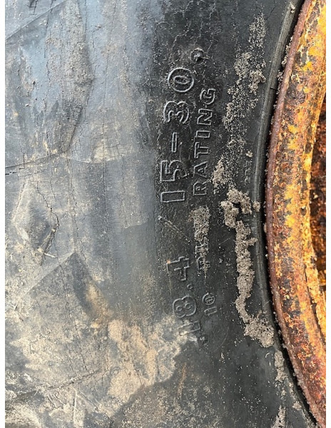GOOD YEAR 18.4\15-30 - Tire: picture 2 GOOD YEAR 18.4\15-30 - Tire: picture 2
