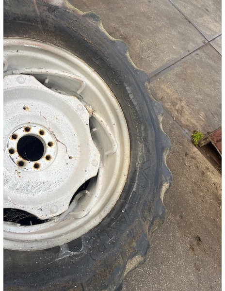 GOOD YEAR 18.4 R34 - Tire: picture 3 GOOD YEAR 18.4 R34 - Tire: picture 3