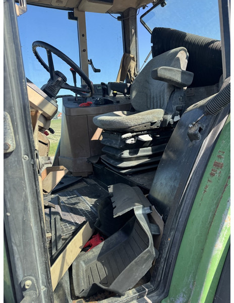 John Deere 6300 - Farm tractor: picture 5 John Deere 6300 - Farm tractor: picture 5
