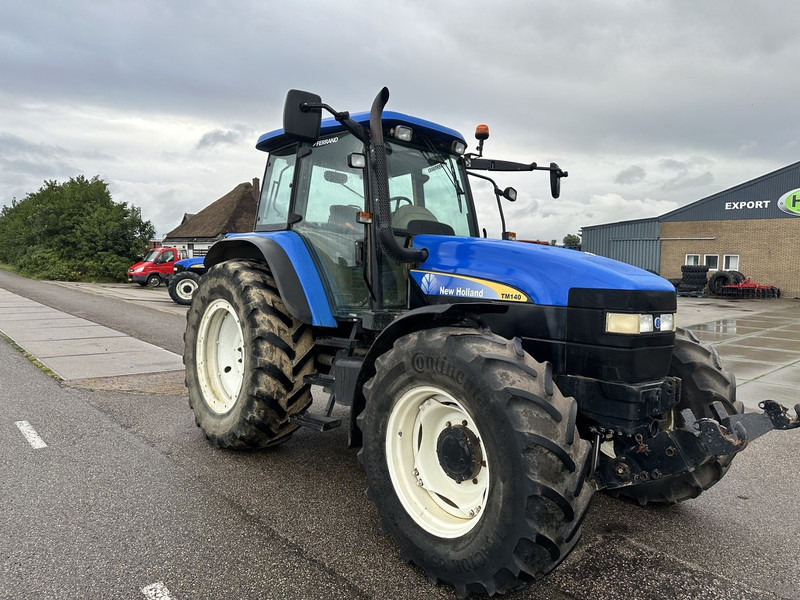 New Holland TM 140 - Farm tractor: picture 4 New Holland TM 140 - Farm tractor: picture 4