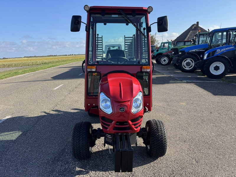 Shibaura SX25 - Farm tractor: picture 2 Shibaura SX25 - Farm tractor: picture 2