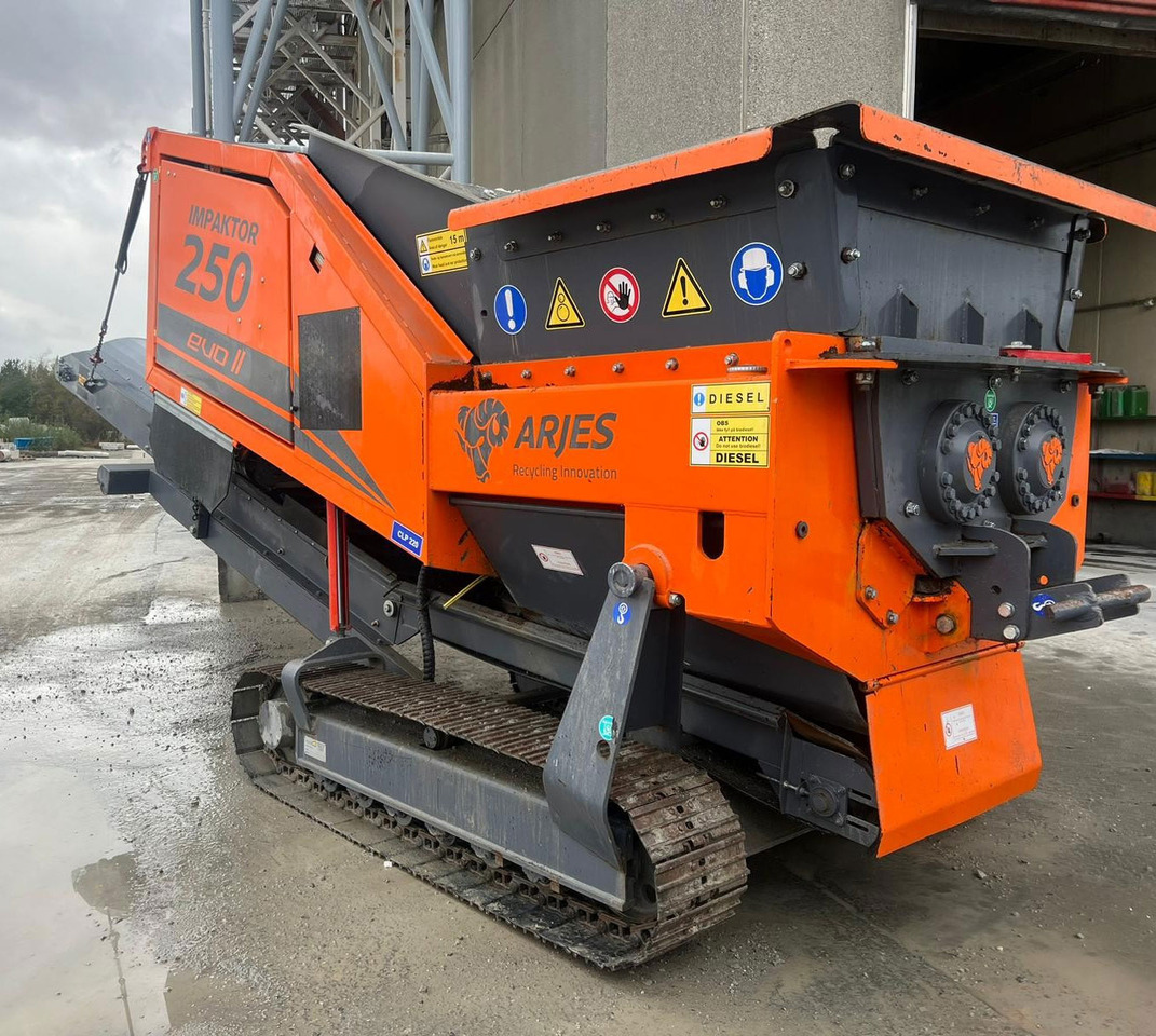 Arjes Impaktor 250 EVO 2 - Industrial waste shredder: picture 3 Arjes Impaktor 250 EVO 2 - Industrial waste shredder: picture 3