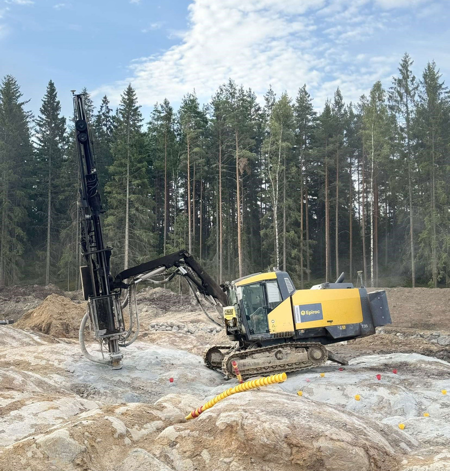 Atlas Copco (Epiroc) SmartROC T35 - Drilling rig: picture 1 Atlas Copco (Epiroc) SmartROC T35 - Drilling rig: picture 1