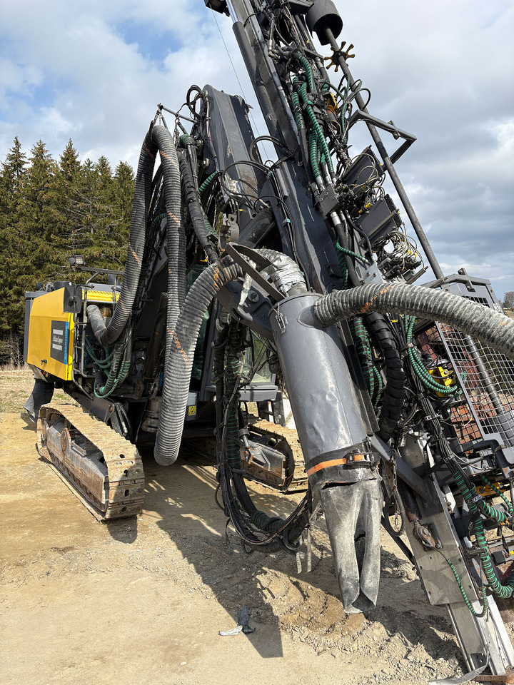 Atlas Copco SmartROC T40-11 - Drilling rig: picture 4 Atlas Copco SmartROC T40-11 - Drilling rig: picture 4