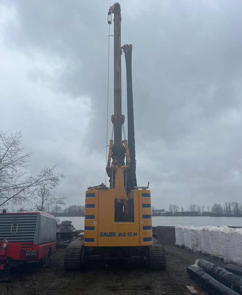 Bauer BG 15H - Pile driver: picture 5 Bauer BG 15H - Pile driver: picture 5