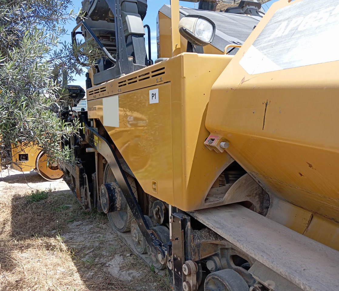 Caterpillar AP655F - Asphalt paver: picture 5 Caterpillar AP655F - Asphalt paver: picture 5