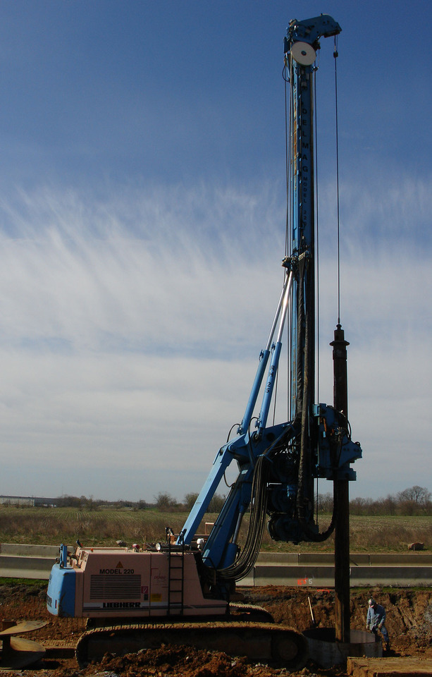 Delmag RH25 - Pile driver: picture 3 Delmag RH25 - Pile driver: picture 3