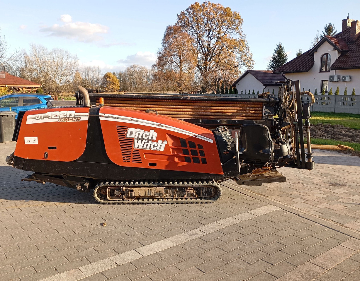 Ditch Witch JT1220 Mach 1 - Directional boring machine: picture 2 Ditch Witch JT1220 Mach 1 - Directional boring machine: picture 2